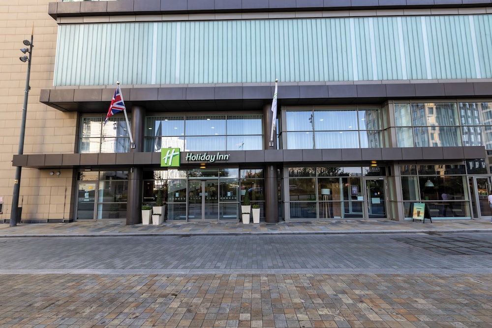 holiday inn manchester media city uk an ihg hotel