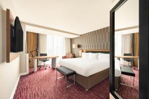holiday inn manchester media city uk an ihg hotel