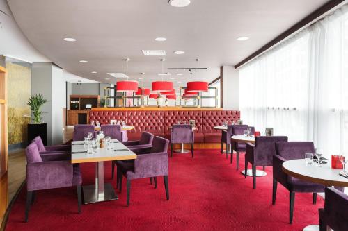 holiday inn manchester media city uk an ihg hotel
