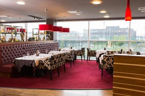 holiday inn manchester media city uk an ihg hotel
