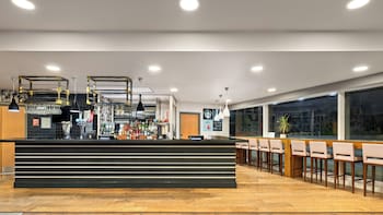 holiday inn manchester media city uk an ihg hotel