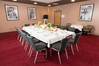 holiday inn manchester media city uk an ihg hotel