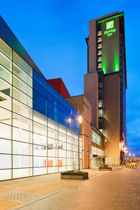 holiday inn manchester media city uk an ihg hotel