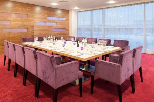 holiday inn manchester media city uk an ihg hotel