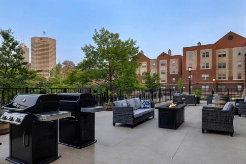 homewood suites by hilton indianapolis downtown iupui