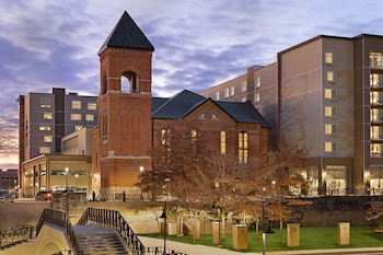 homewood suites by hilton indianapolis downtown iupui