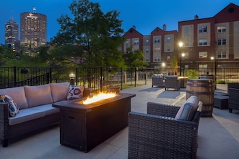 homewood suites by hilton indianapolis downtown iupui