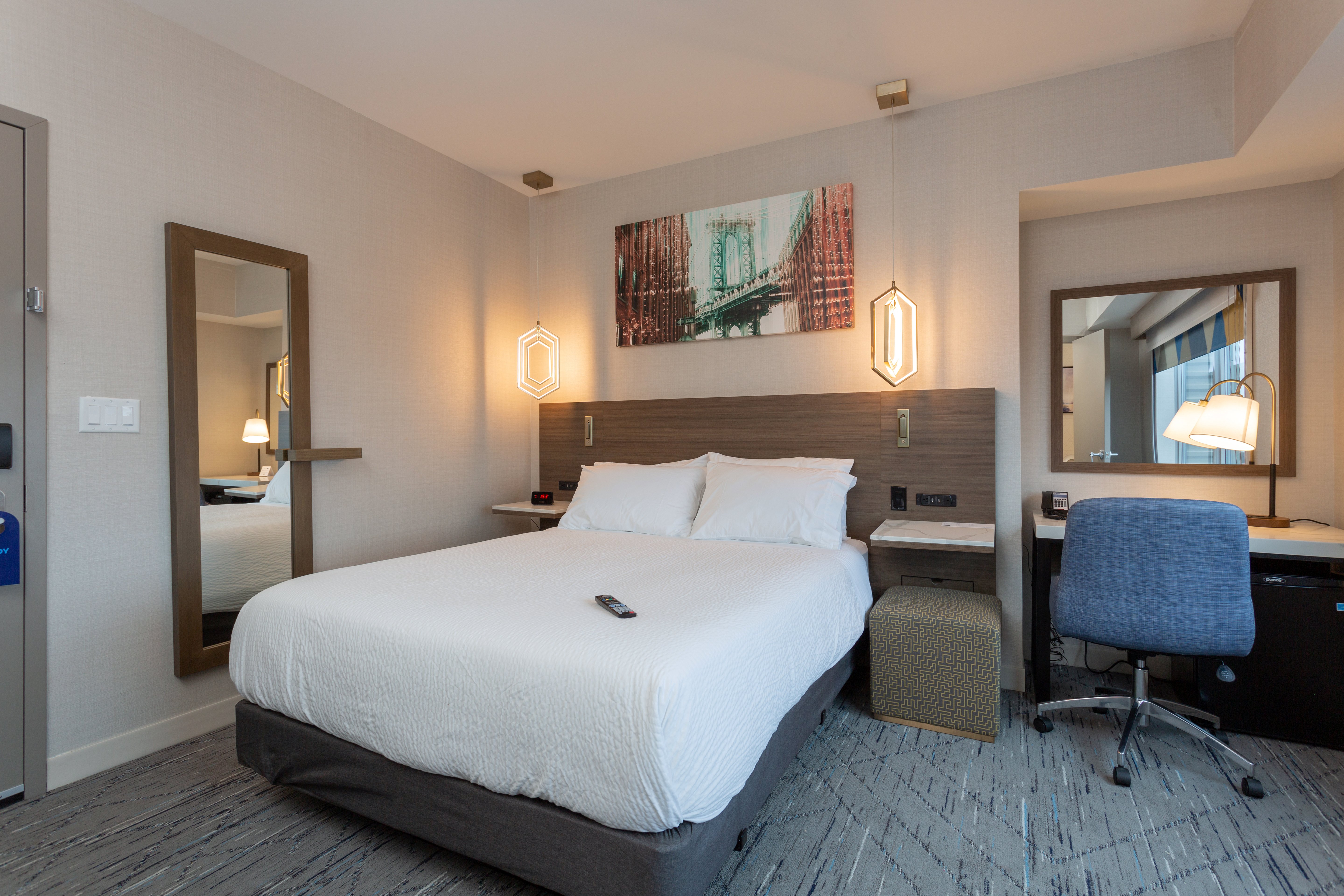 holiday inn express new rochelle an ihg hotel
