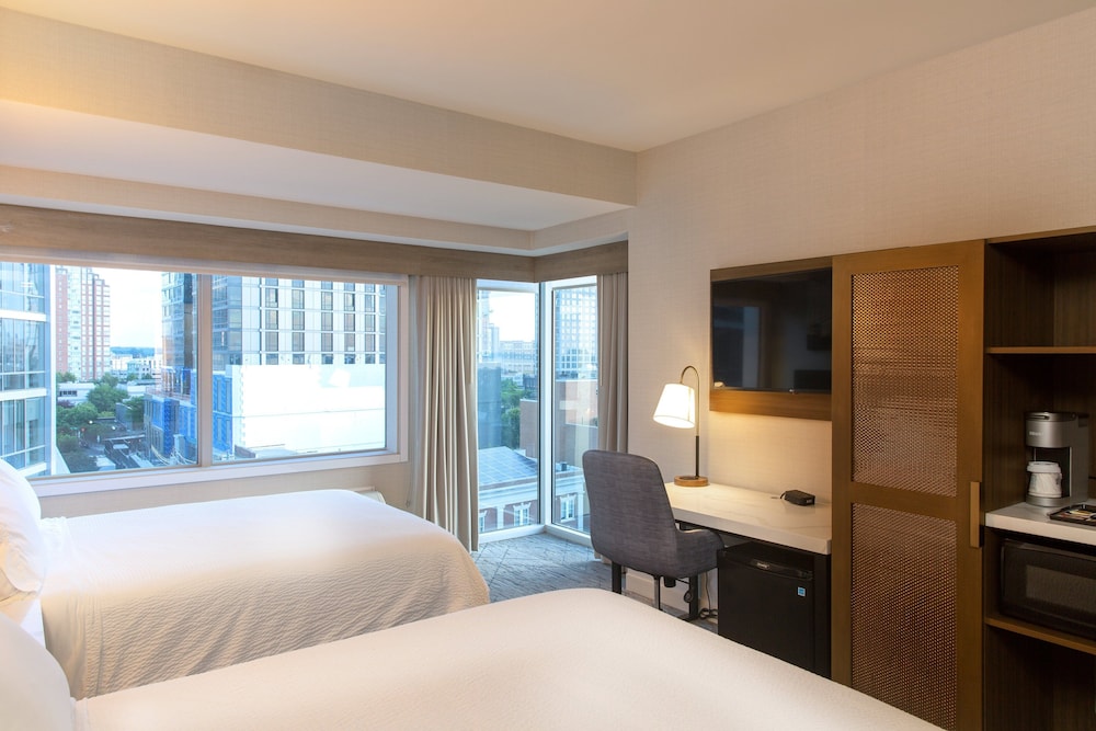 holiday inn express new rochelle an ihg hotel