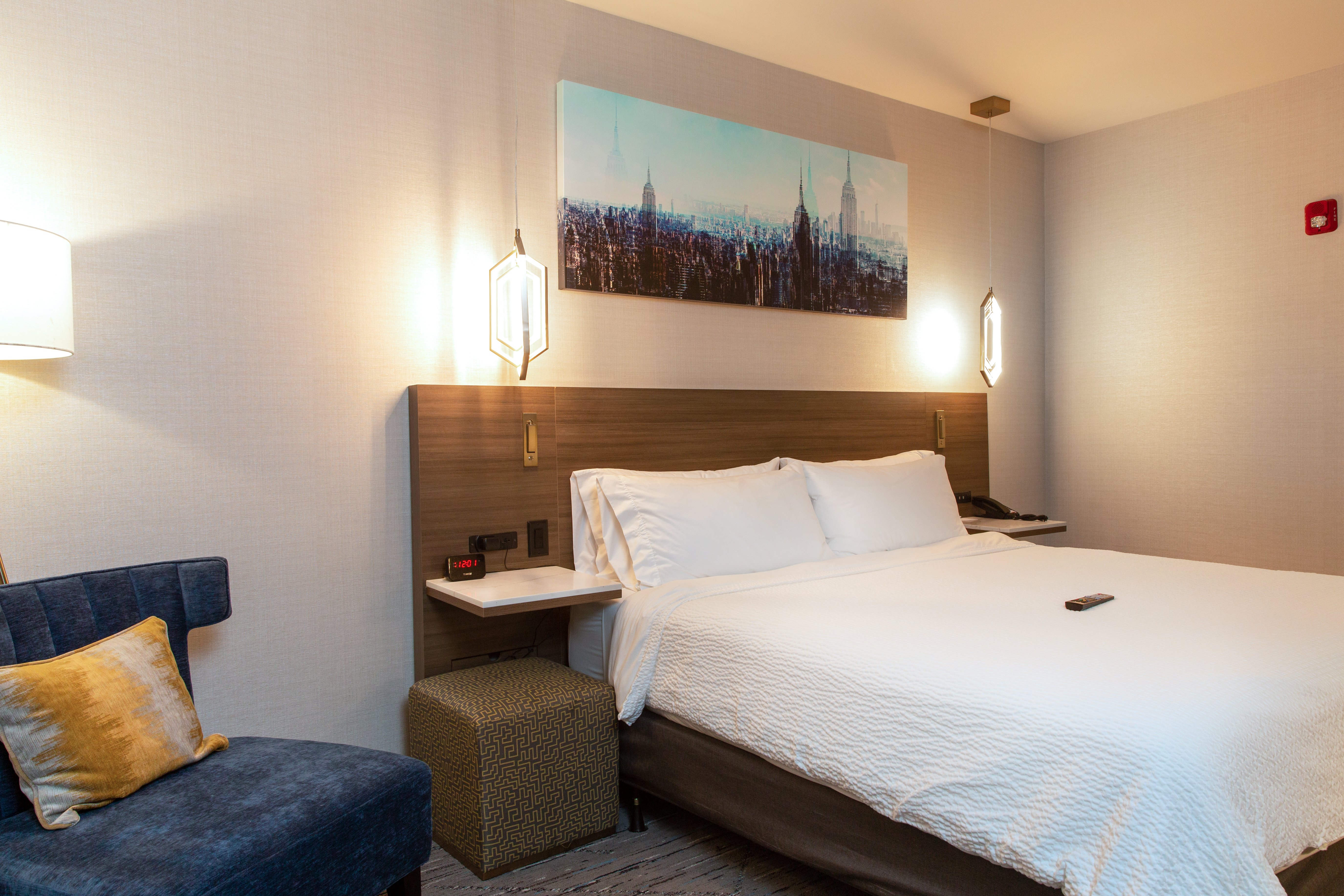 holiday inn express new rochelle an ihg hotel