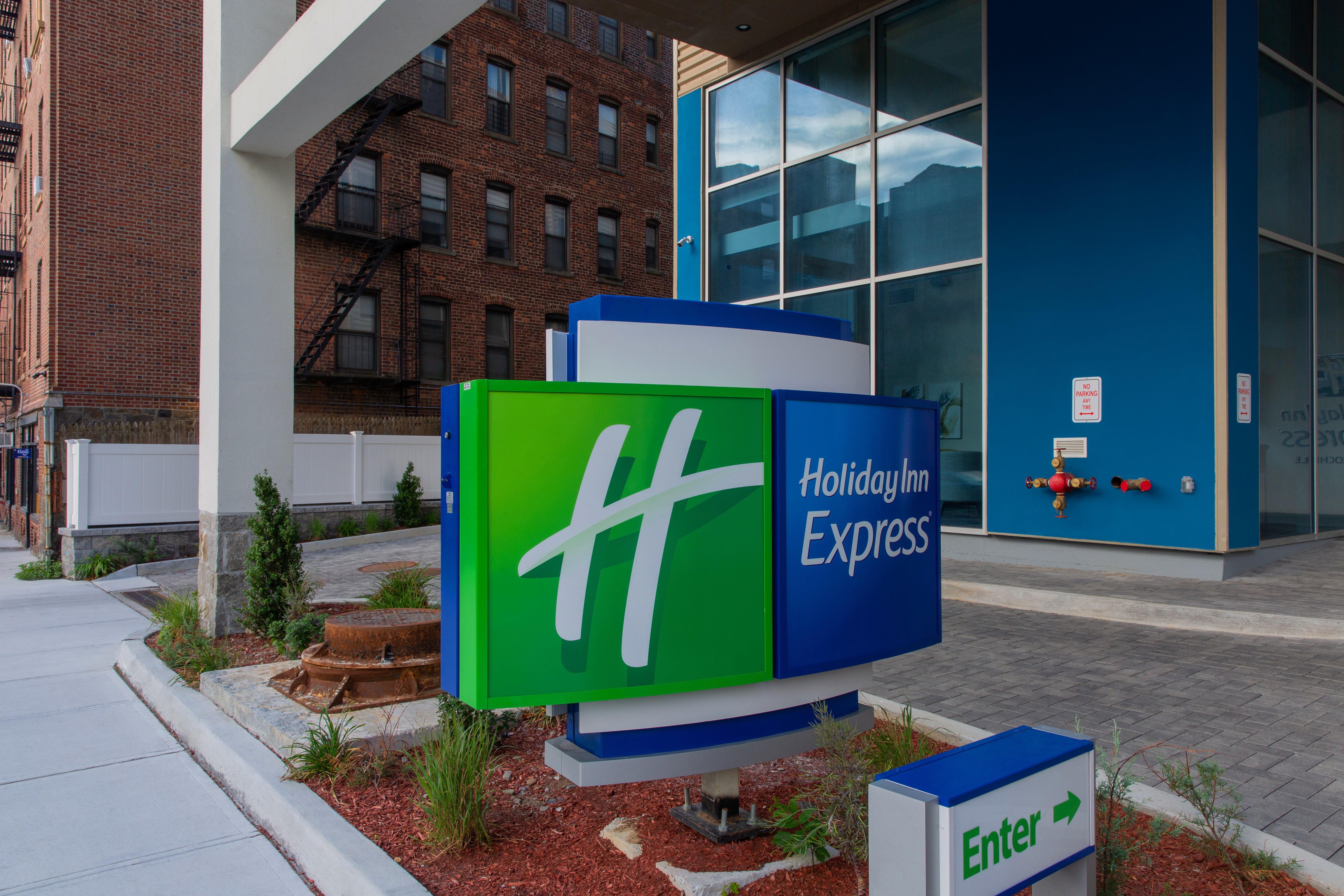 holiday inn express new rochelle an ihg hotel