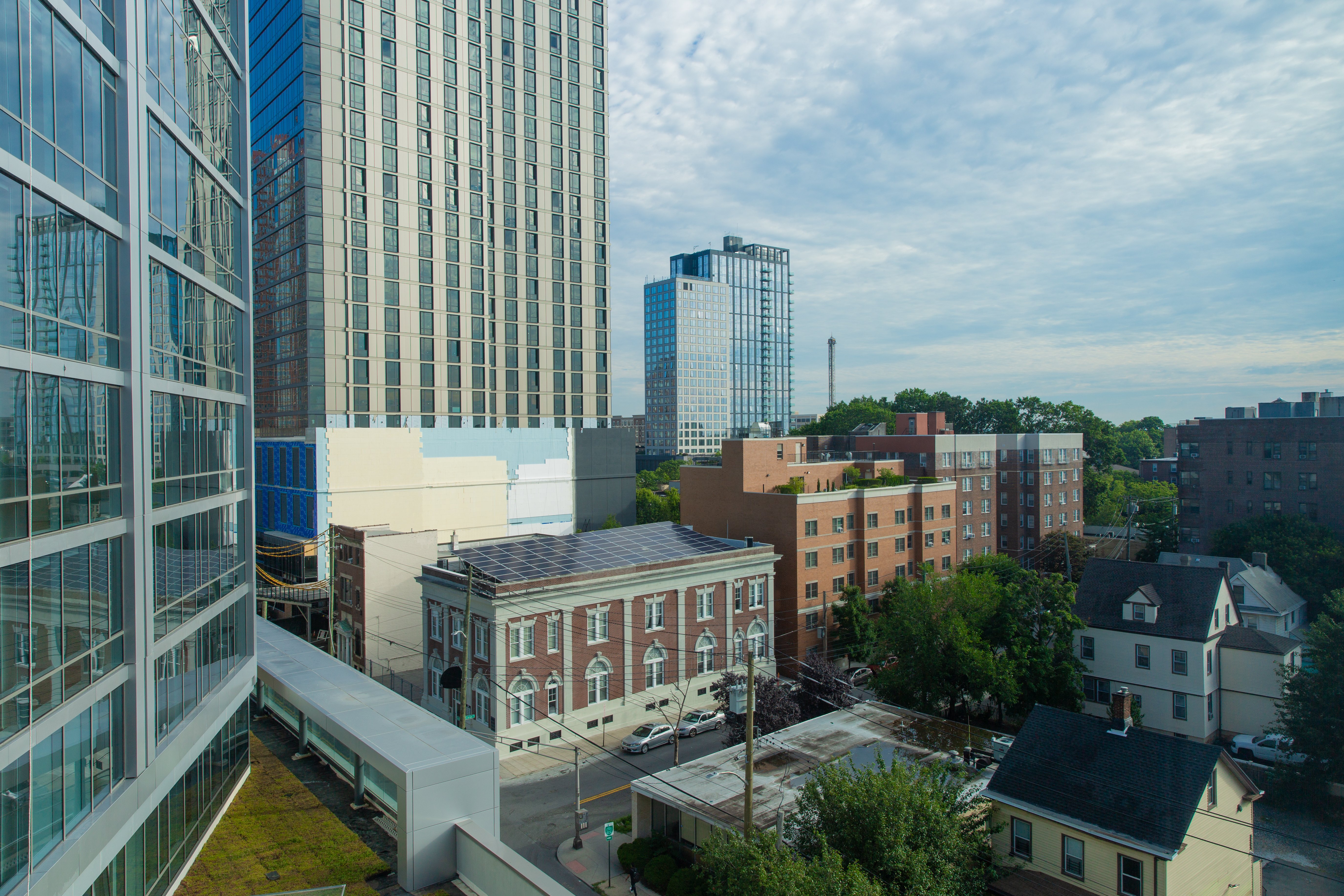 holiday inn express new rochelle an ihg hotel