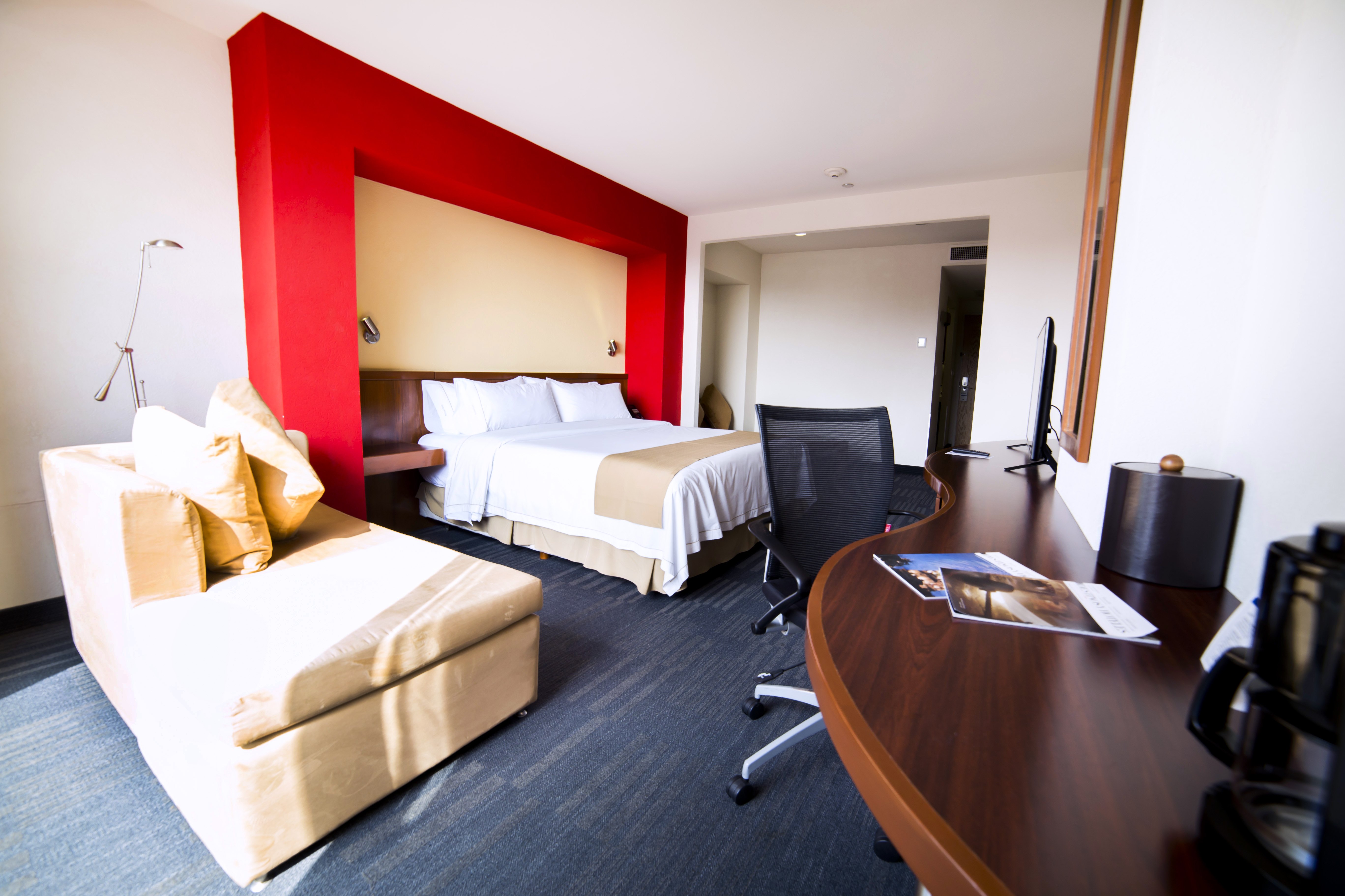 holiday inn express guadalajara expo an ihg hotel