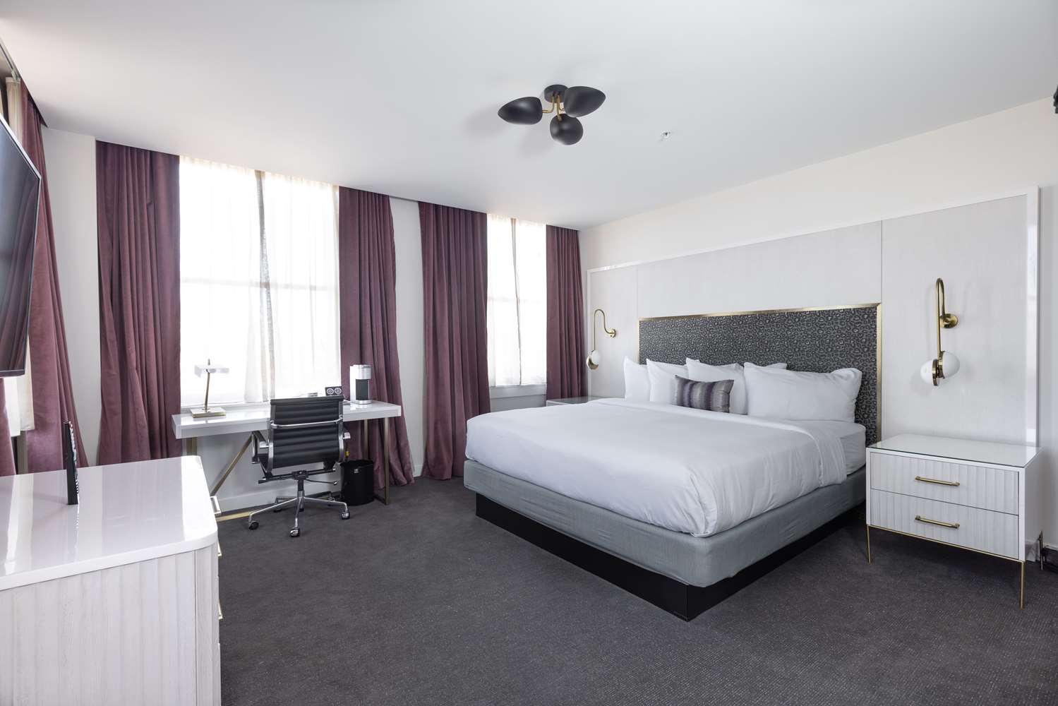 the kelly birmingham tapestry collection by hilton