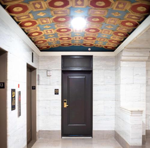 the kelly birmingham tapestry collection by hilton