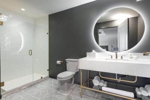 the kelly birmingham tapestry collection by hilton