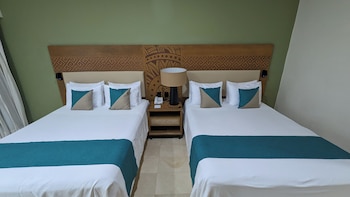 viva wyndham azteca resort all inclusive