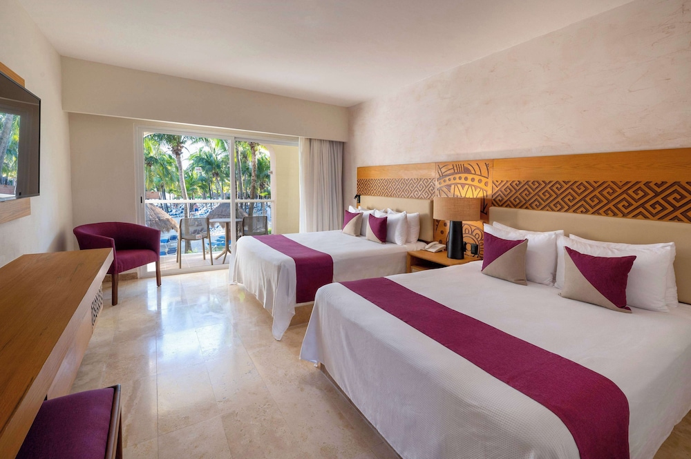 viva wyndham azteca resort all inclusive