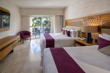 viva wyndham azteca resort all inclusive