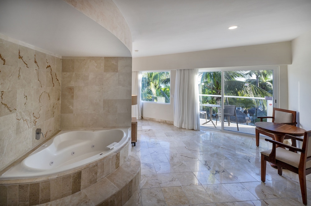 viva wyndham azteca resort all inclusive