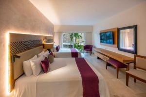 viva wyndham azteca resort all inclusive