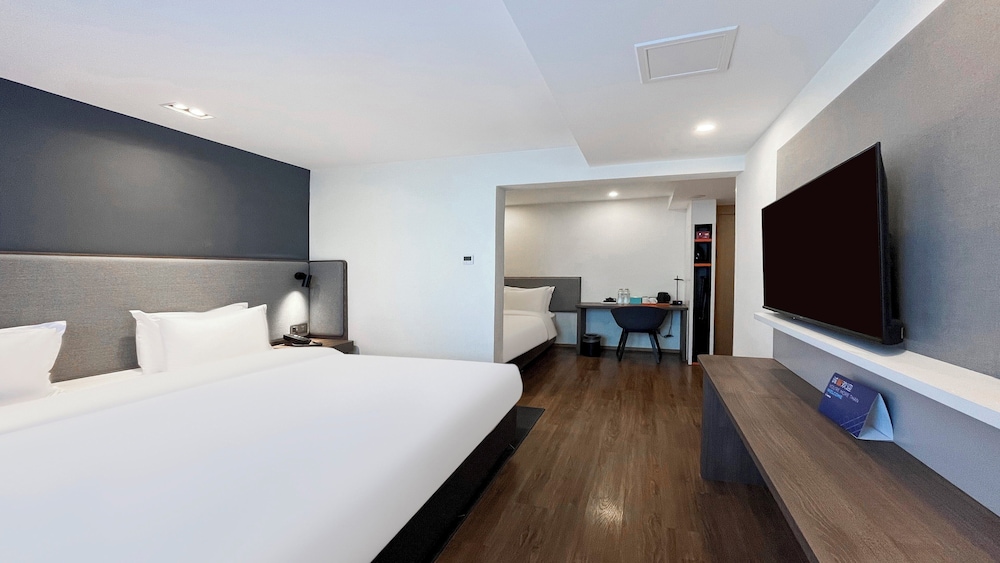 holiday inn express qingdao city center an ihg hotel