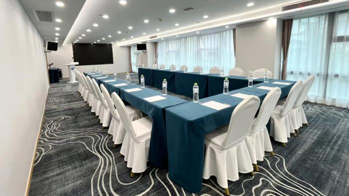 holiday inn express qingdao city center an ihg hotel