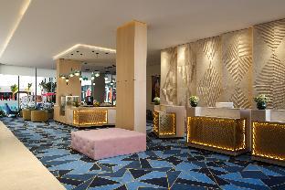 avani muscat hotel and suites