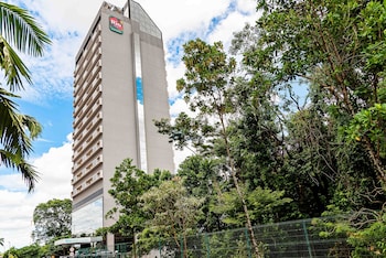 rio hotel by bourbon maringa