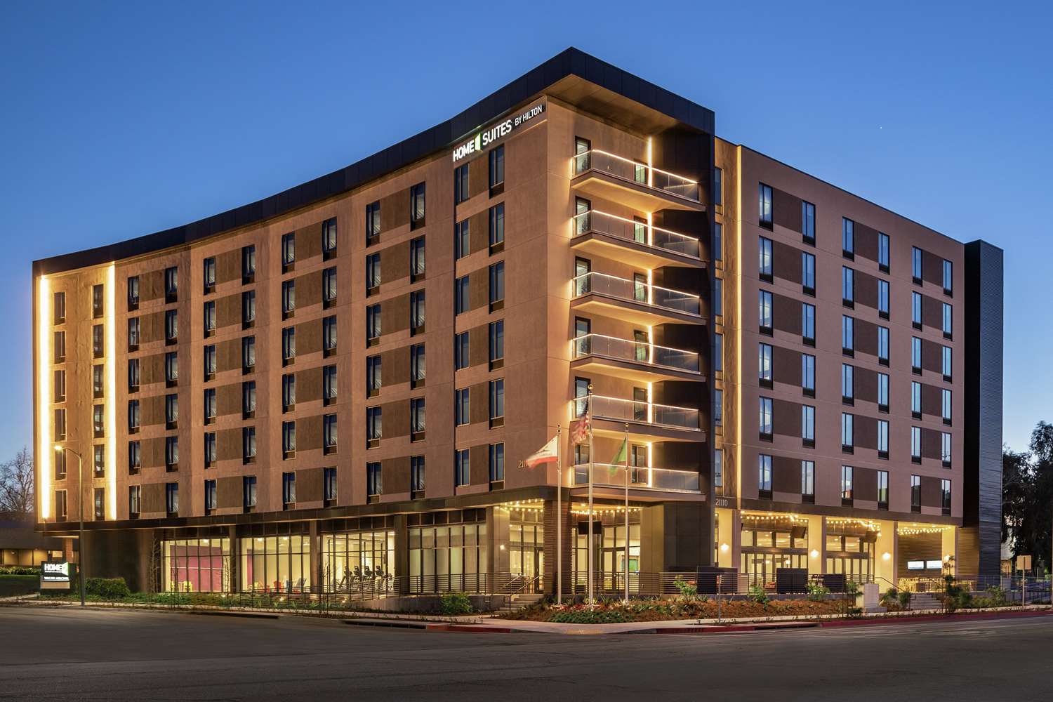 home2 suites by hilton woodland hills