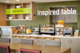 home2 suites by hilton woodland hills