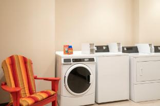 home2 suites by hilton woodland hills