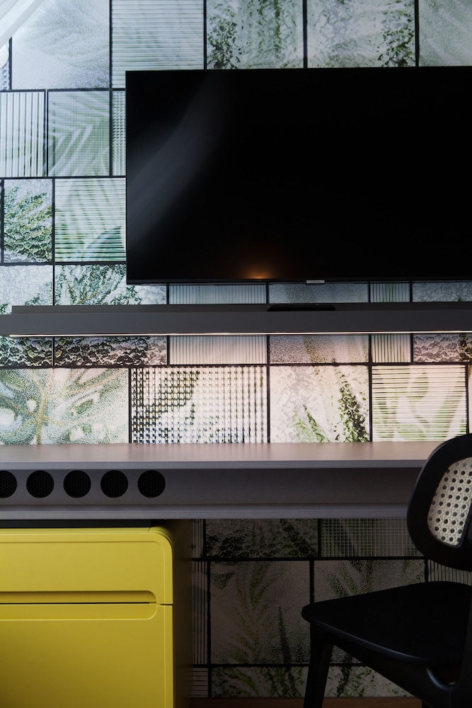 hotel indigo vienna naschmarkt