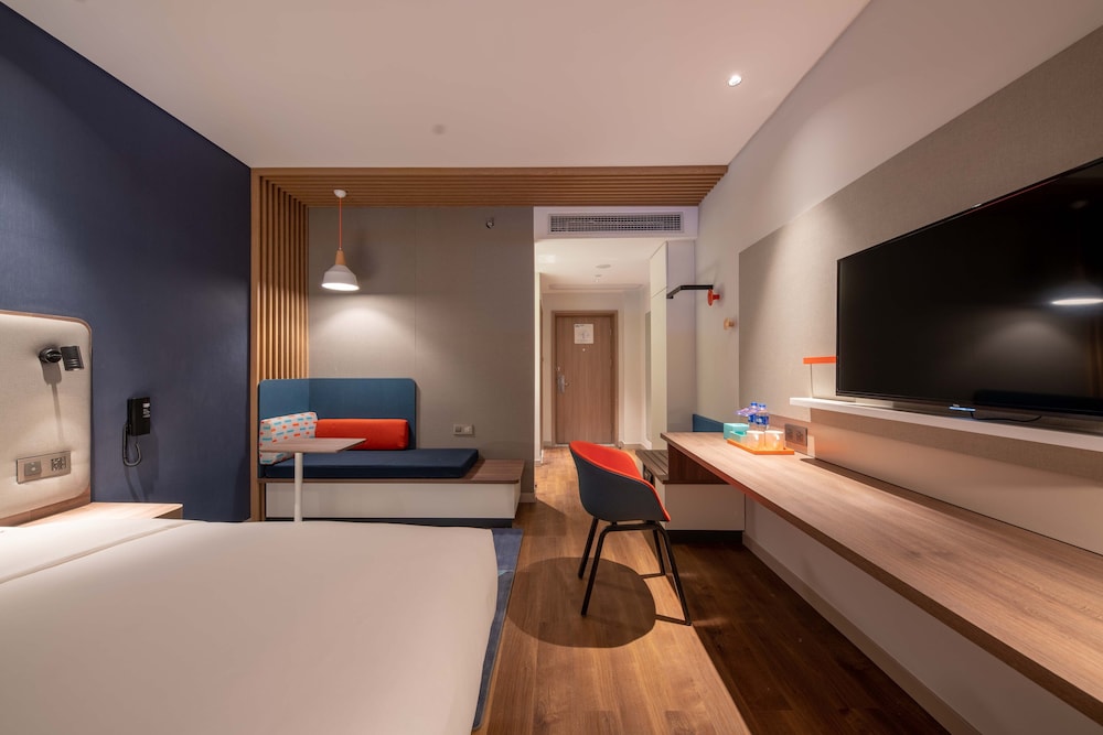 holiday inn express nantong north gateway an ihg hotel