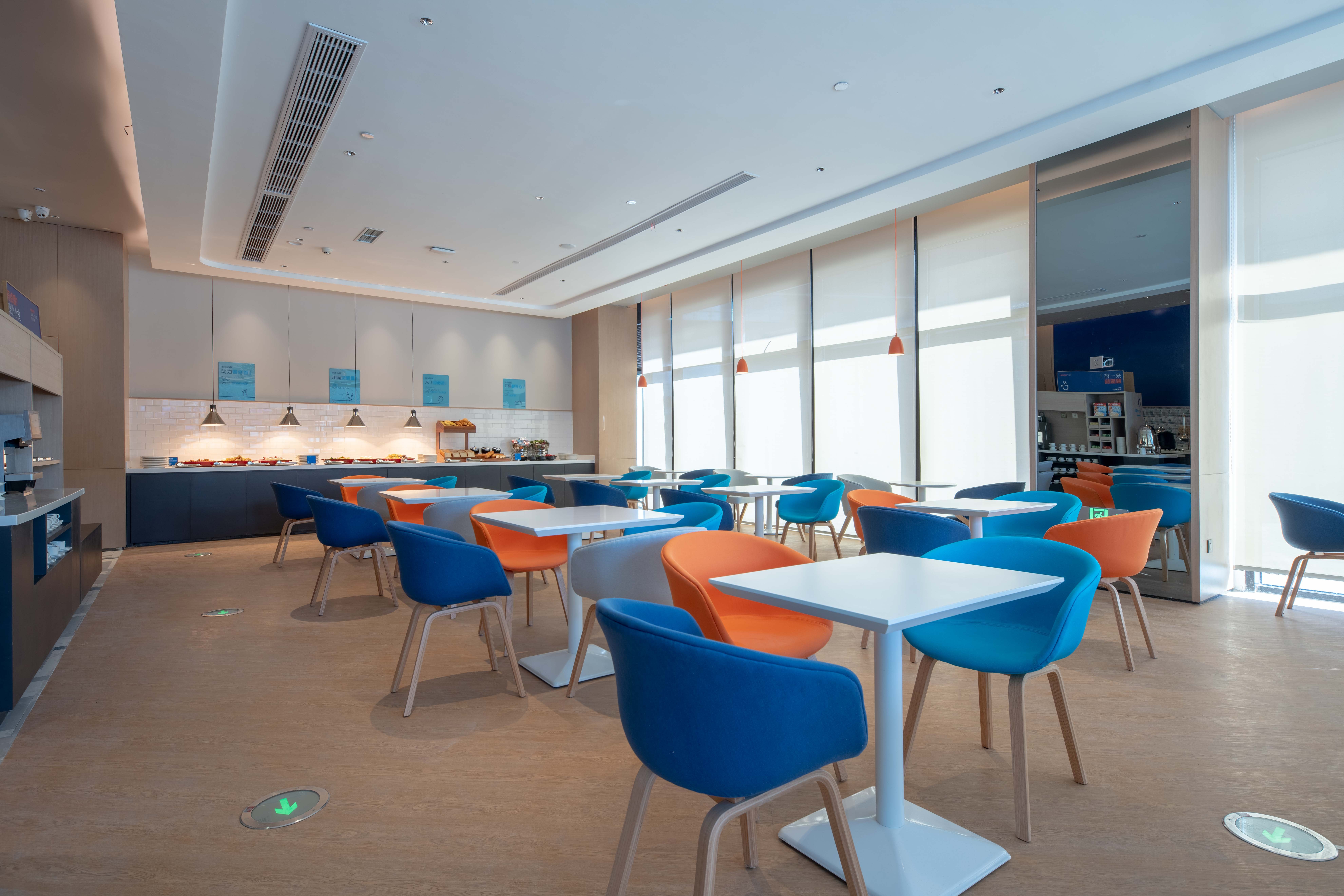 holiday inn express nantong north gateway an ihg hotel