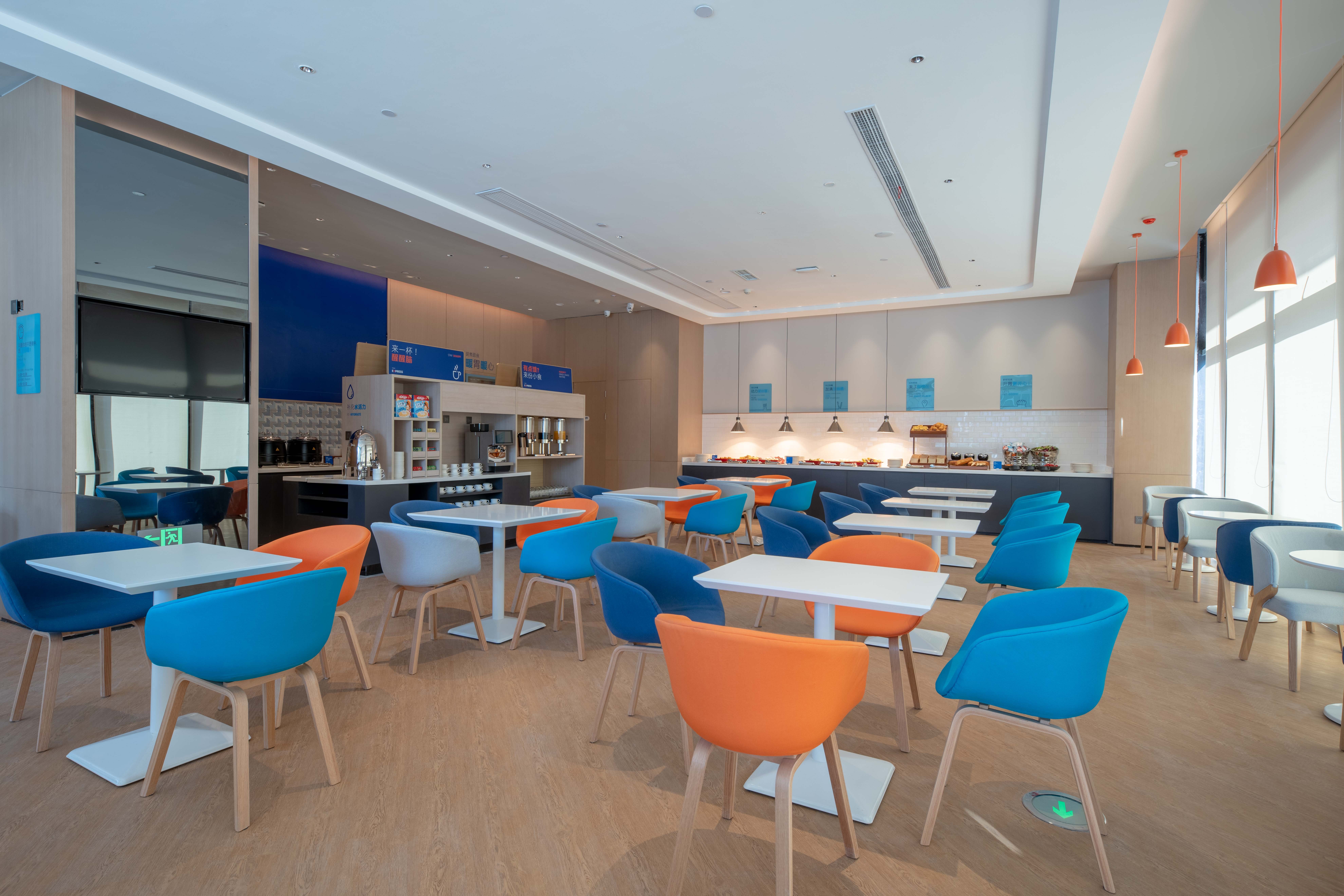 holiday inn express nantong north gateway an ihg hotel