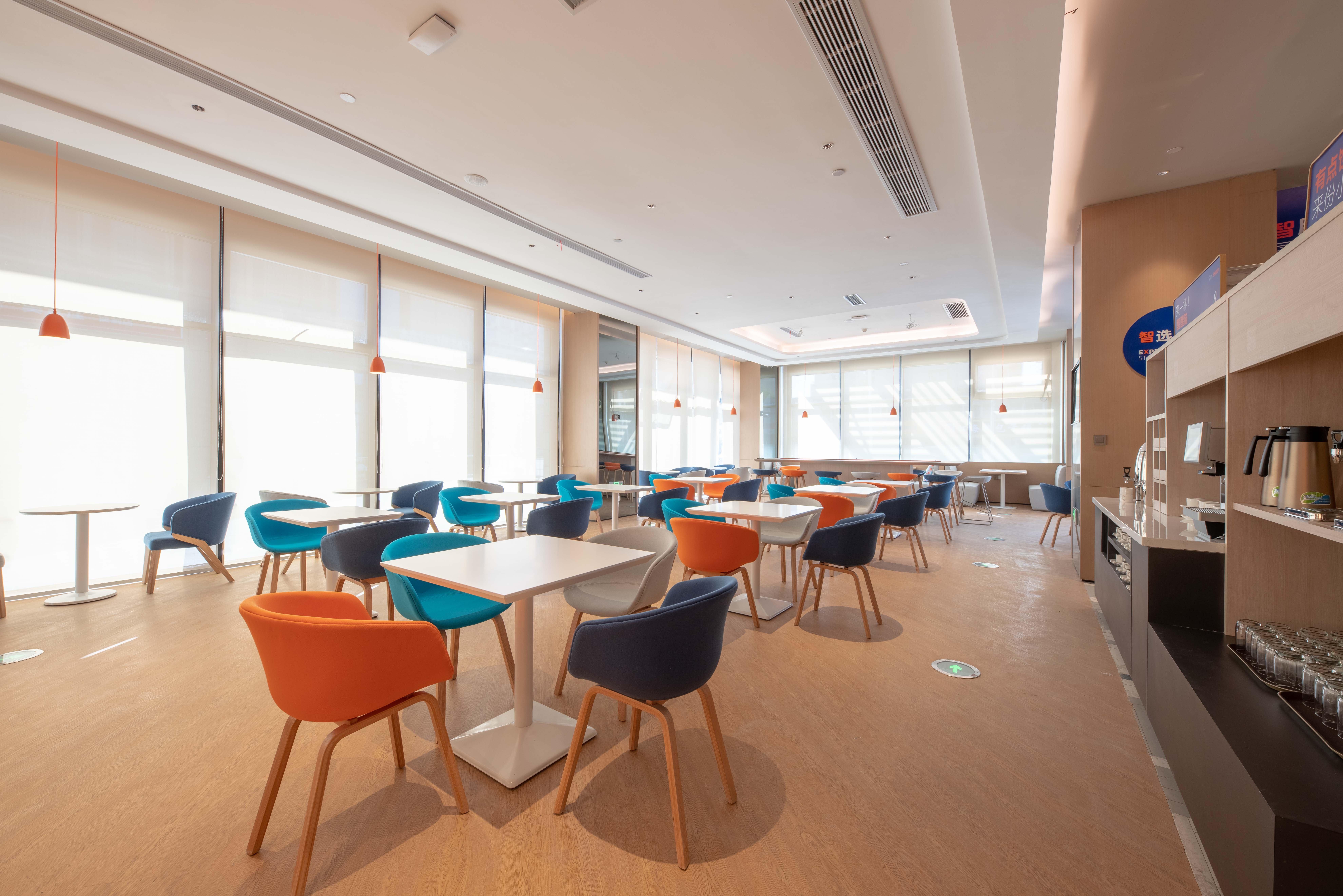 holiday inn express nantong north gateway an ihg hotel