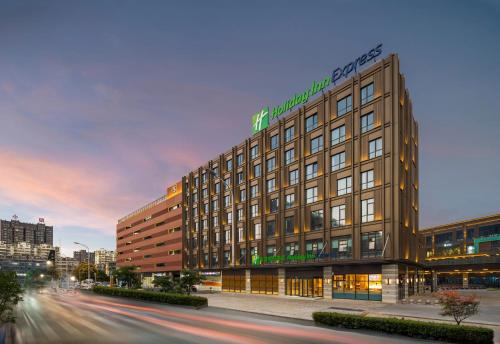 holiday inn express nantong north gateway an ihg hotel