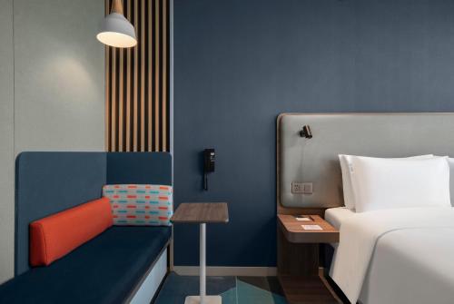 holiday inn express nantong north gateway an ihg hotel