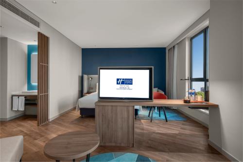 holiday inn express nantong north gateway an ihg hotel