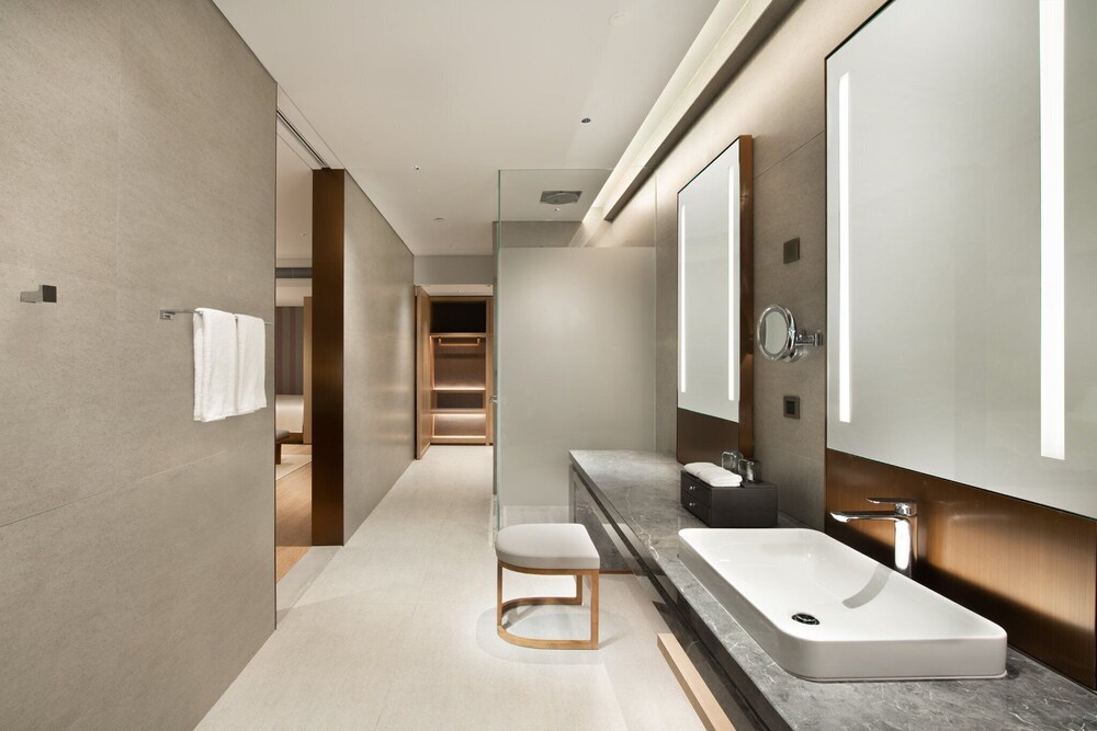 crowne plaza zunhua hot spring town an ihg hotel