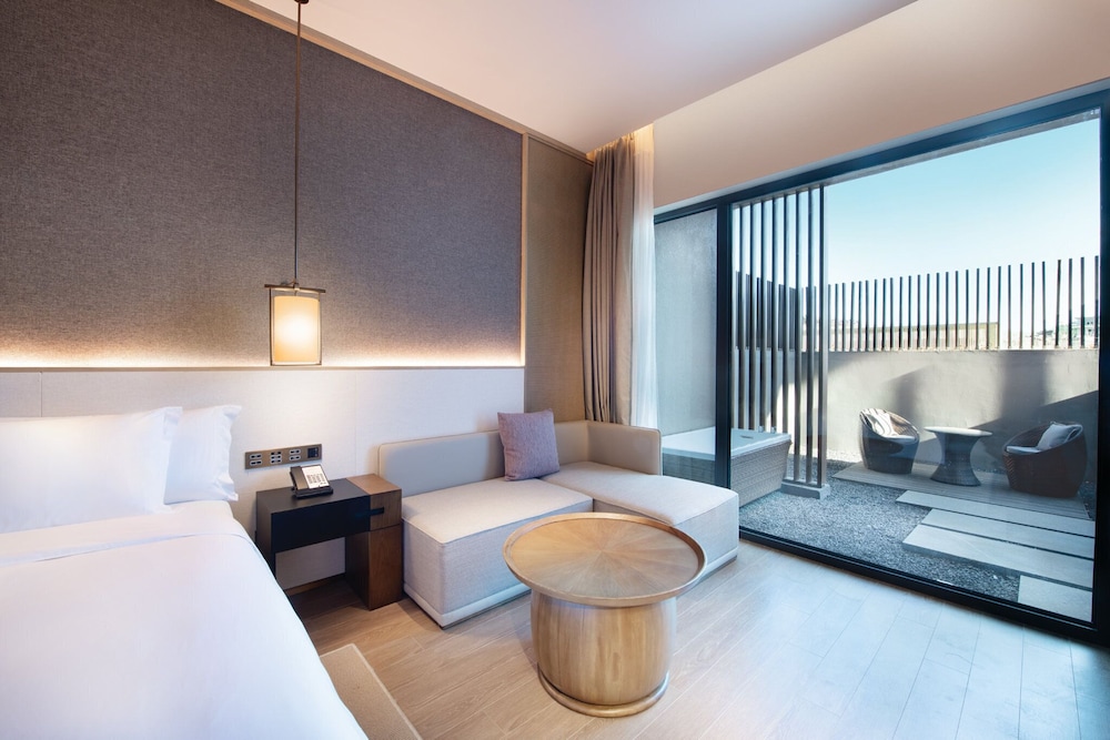crowne plaza zunhua hot spring town an ihg hotel