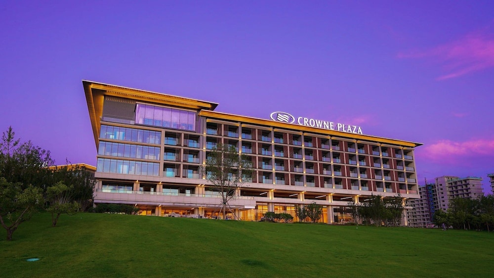 crowne plaza zunhua hot spring town an ihg hotel