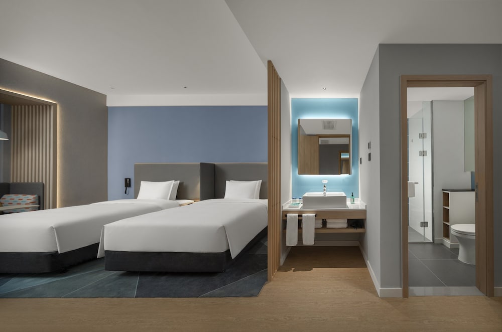 holiday inn express nanchang riverside an ihg hotel