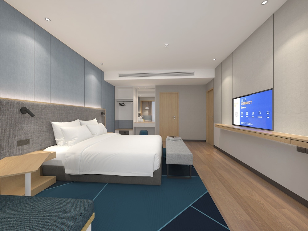 holiday inn express nanchang riverside an ihg hotel