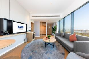 holiday inn express nanchang riverside an ihg hotel