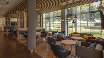 holiday inn express krefeld dusseldorf an ihg hotel