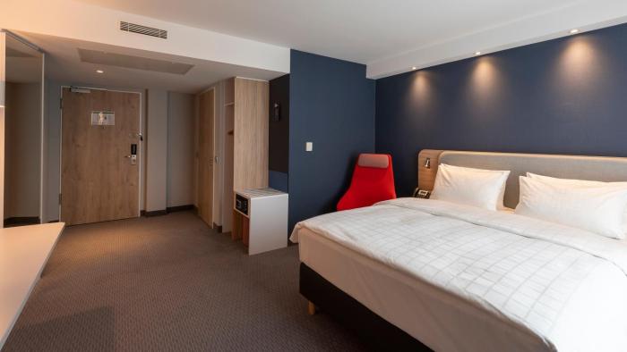 holiday inn express krefeld dusseldorf an ihg hotel