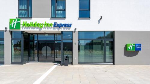 holiday inn express krefeld dusseldorf an ihg hotel