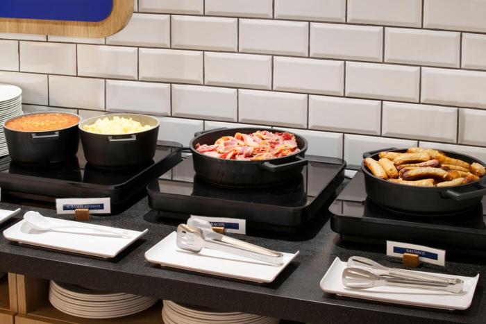 holiday inn express cambridge west cambourne an ihg hotel